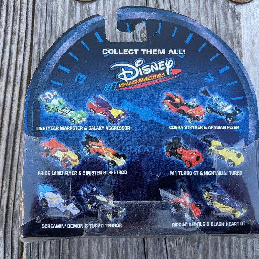 Disney 101 Dalmatian Wild Racers Street Waggin and Screamin Speeder NWOT - Picture 6 of 7